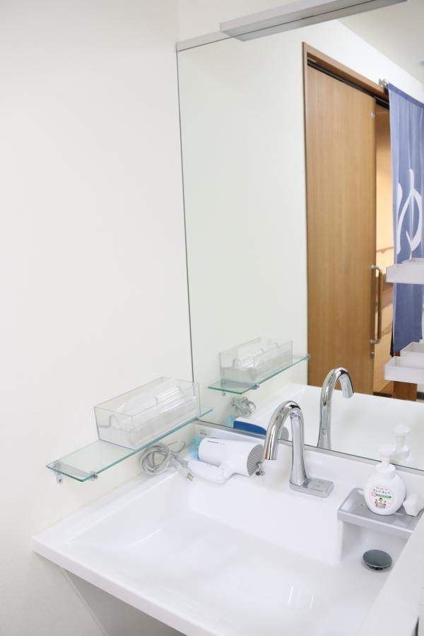 Tokiyo Hostel Toyonaka Zewnętrze zdjęcie